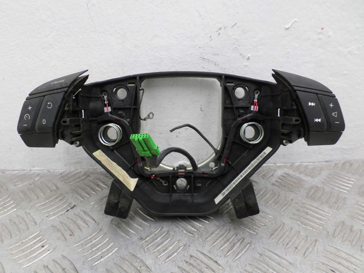 Кнопки руля к Volvo XC90 2008