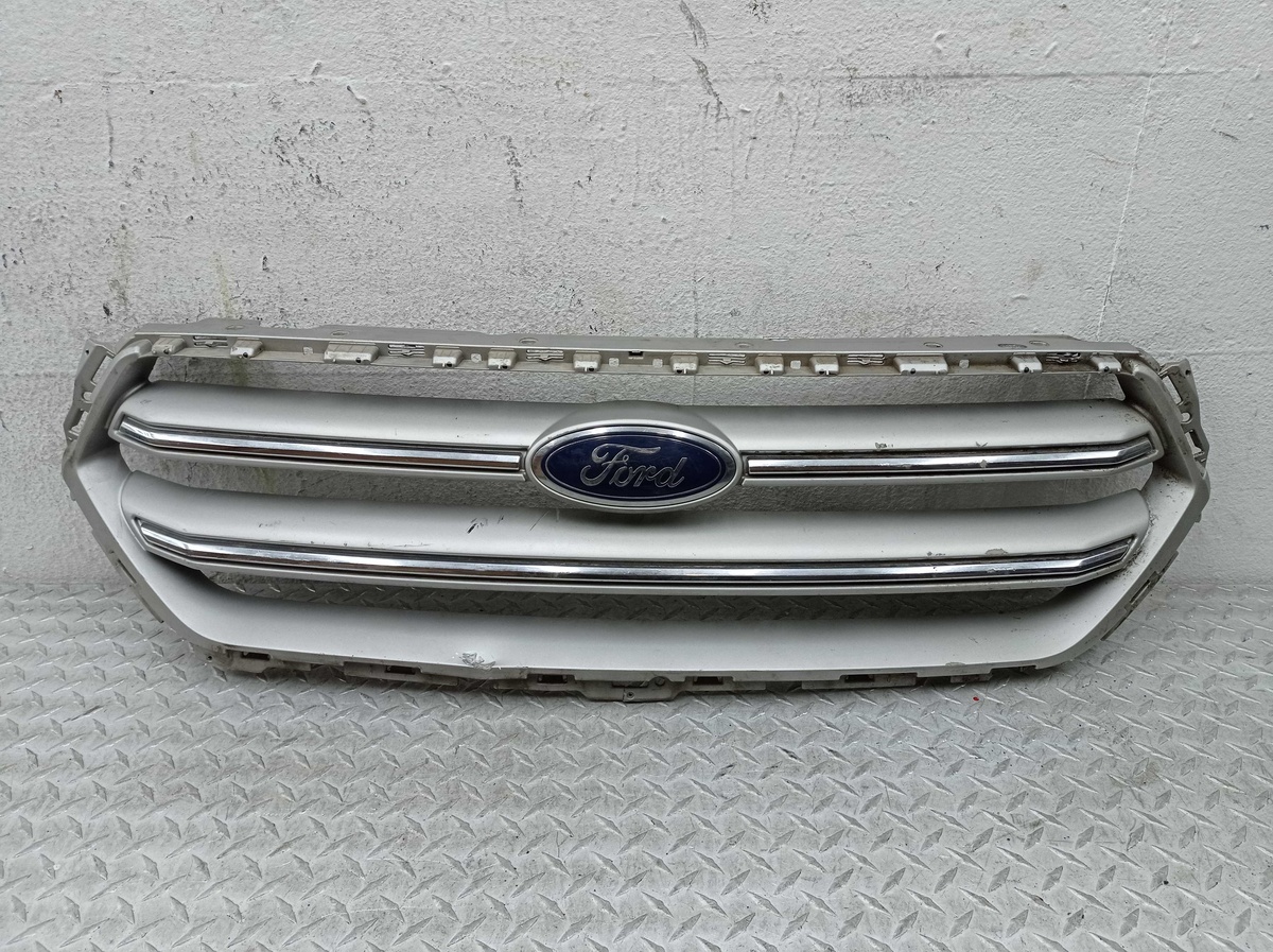Решетка радиатора к Ford Escape 2018