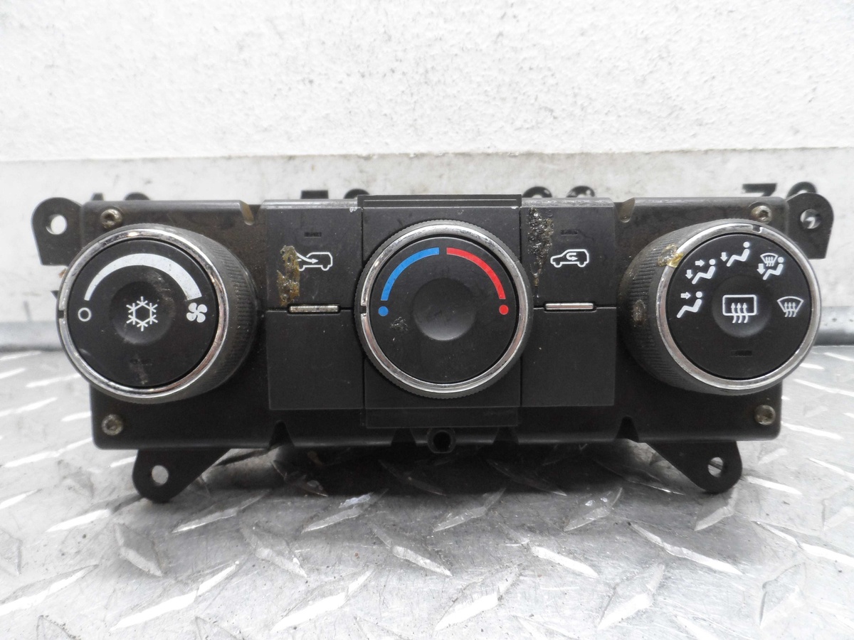 Блок управления печки (переключатель отопителя) к Saturn VUE 2008