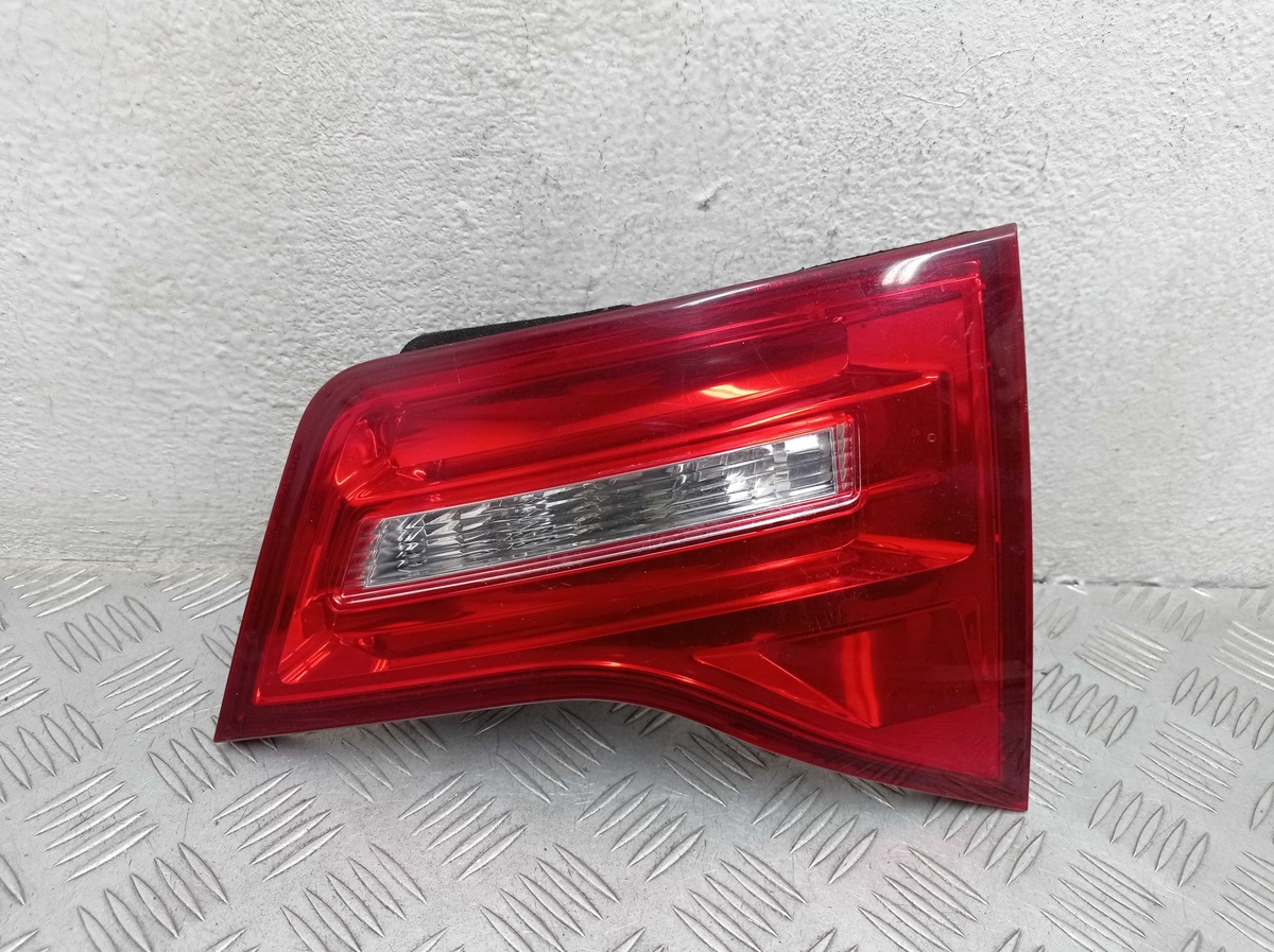 Фонарь крышки багажника левый к Acura MDX 2008