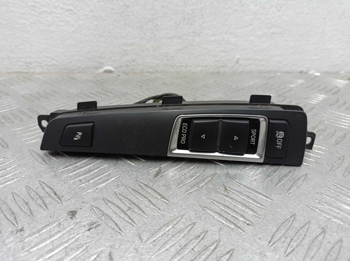 Кнопка  к BMW X3 2017