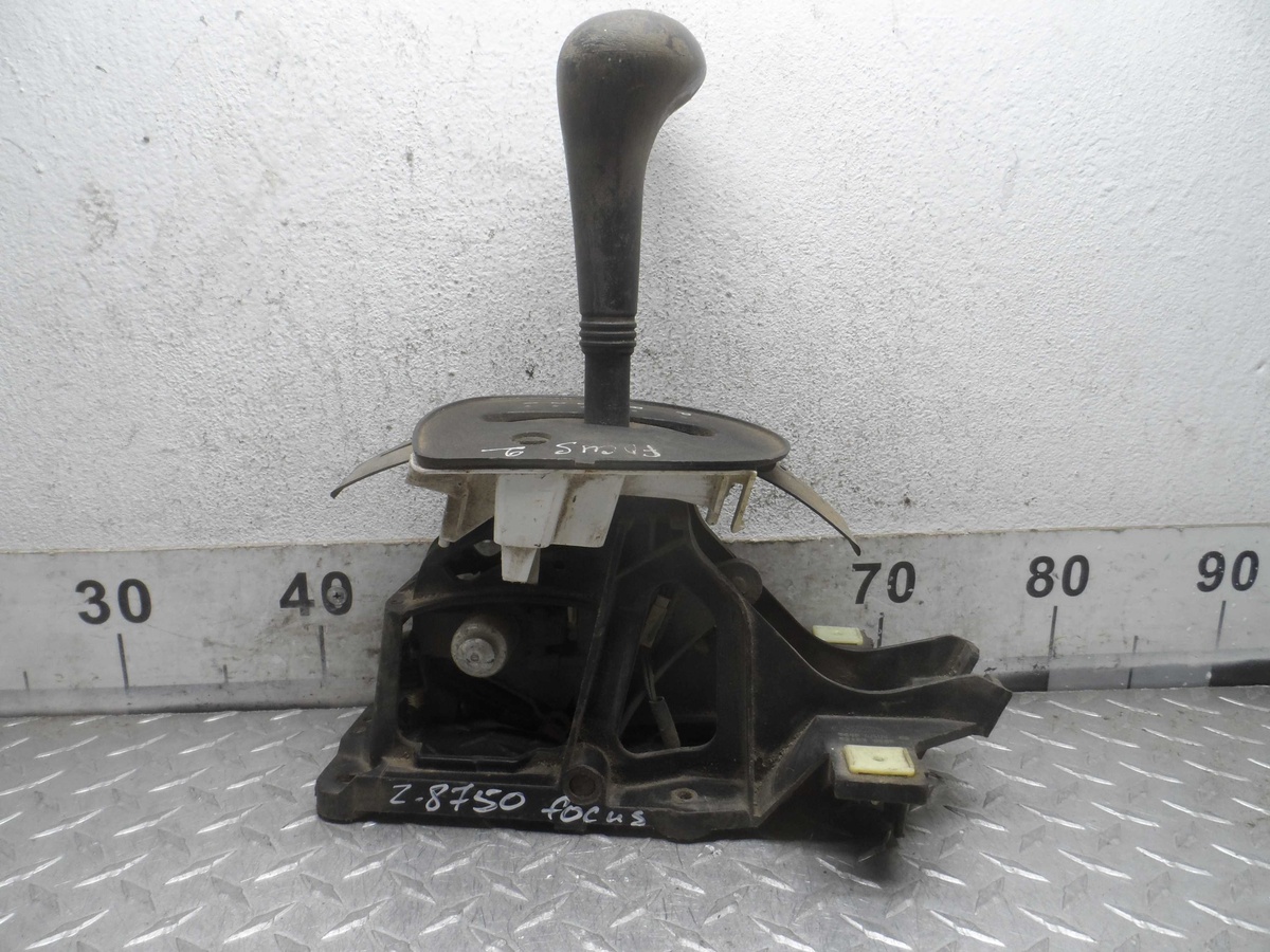 Кулиса к Ford Focus 2000