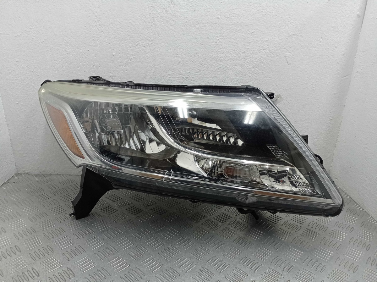 Фара правая к Nissan Pathfinder 2014
