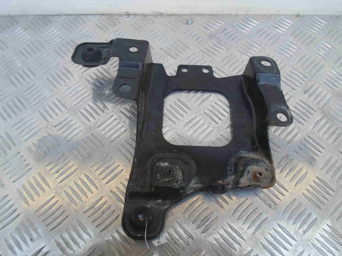 Кронштейн к Ford Focus 2014
