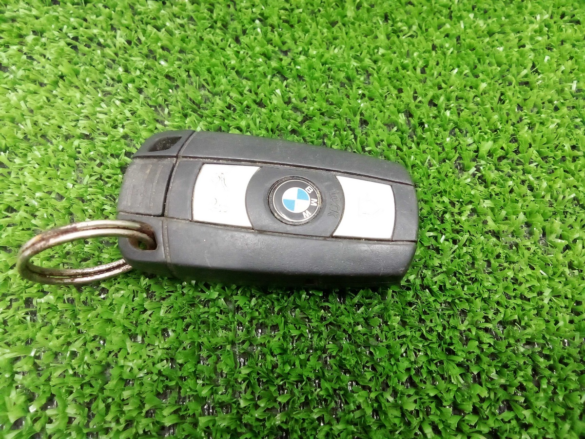 Ключ к BMW  2012