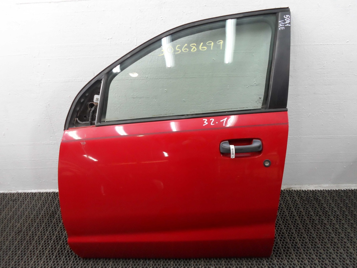 Стекло двери передней левой к Saturn VUE 2003