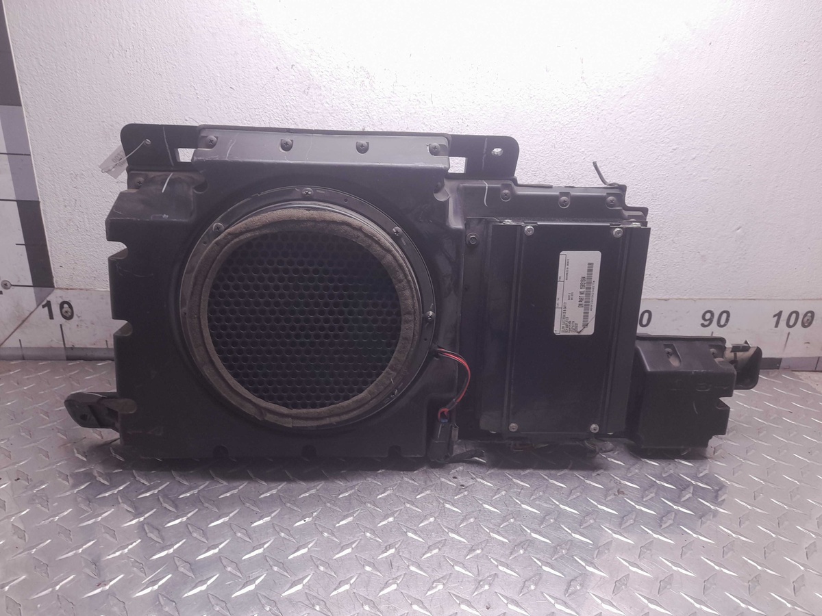Сабвуфер к Hummer H3 2007
