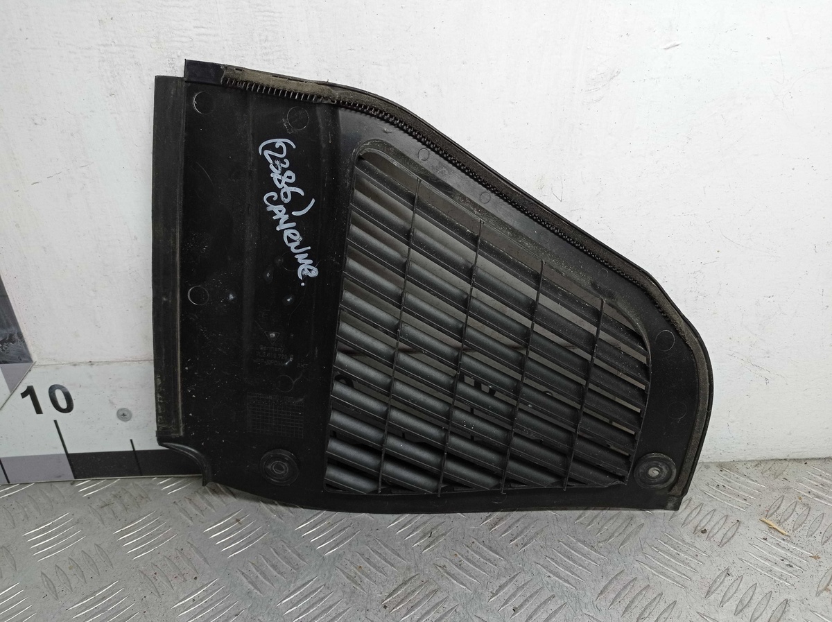 Дождевик к Porsche Cayenne 2004