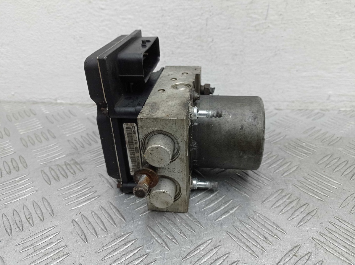Блок ABS к GMC Yukon 2008