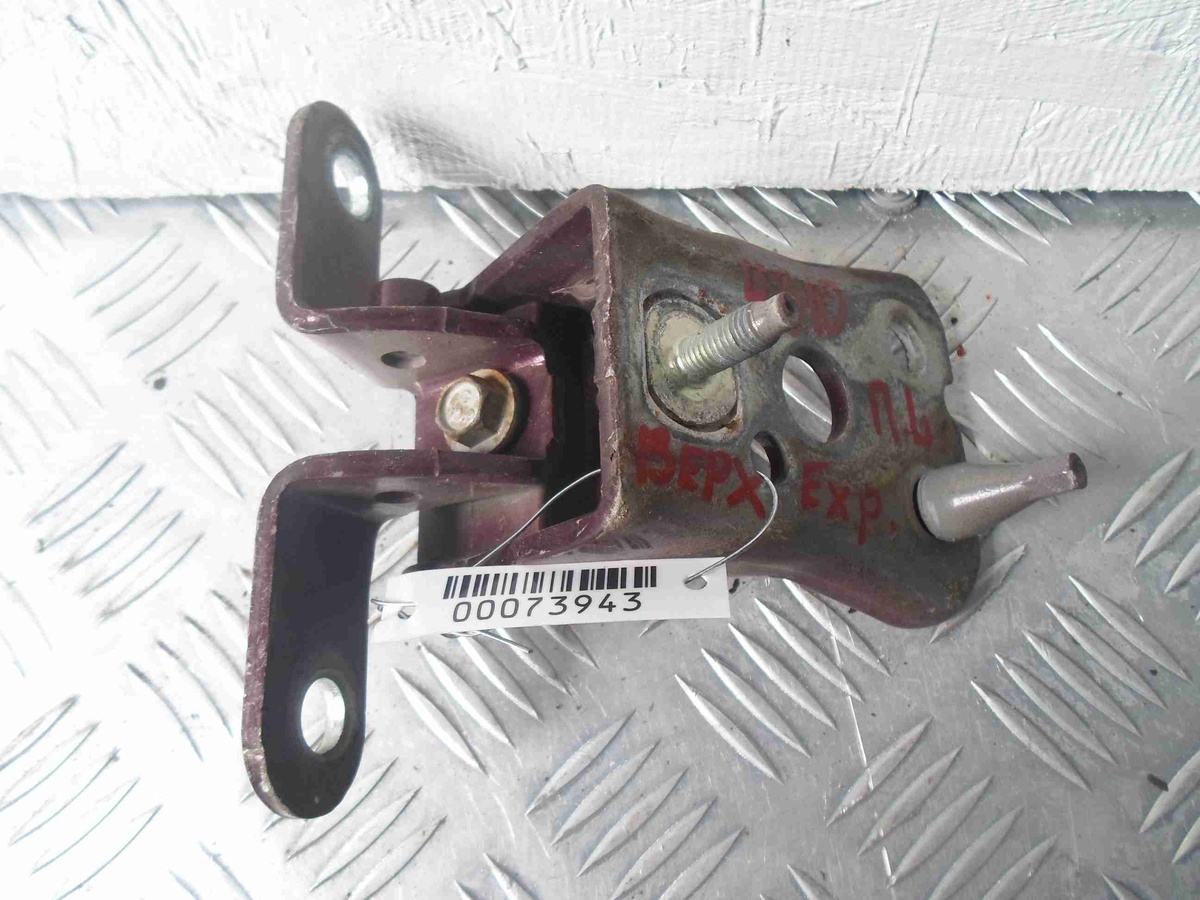 Петля двери к Ford Explorer 2006