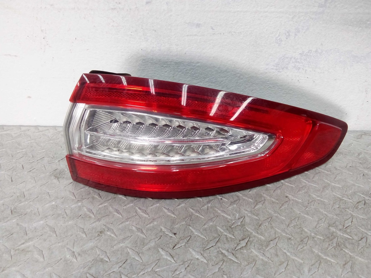 Фонарь задний левый к Ford Fusion 2013