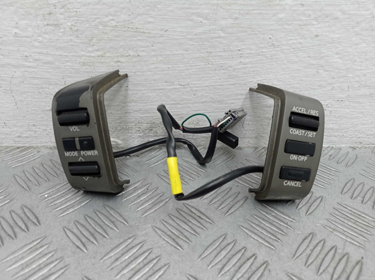 Кнопки руля к Nissan Titan 2004