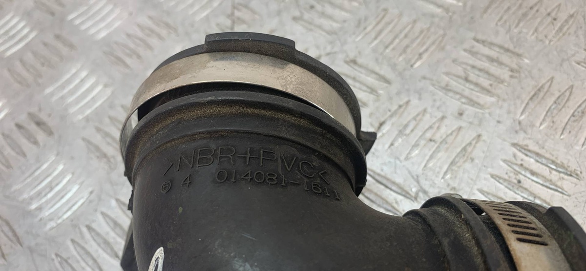 Патрубок воздушного фильтра к Mazda 3 2005