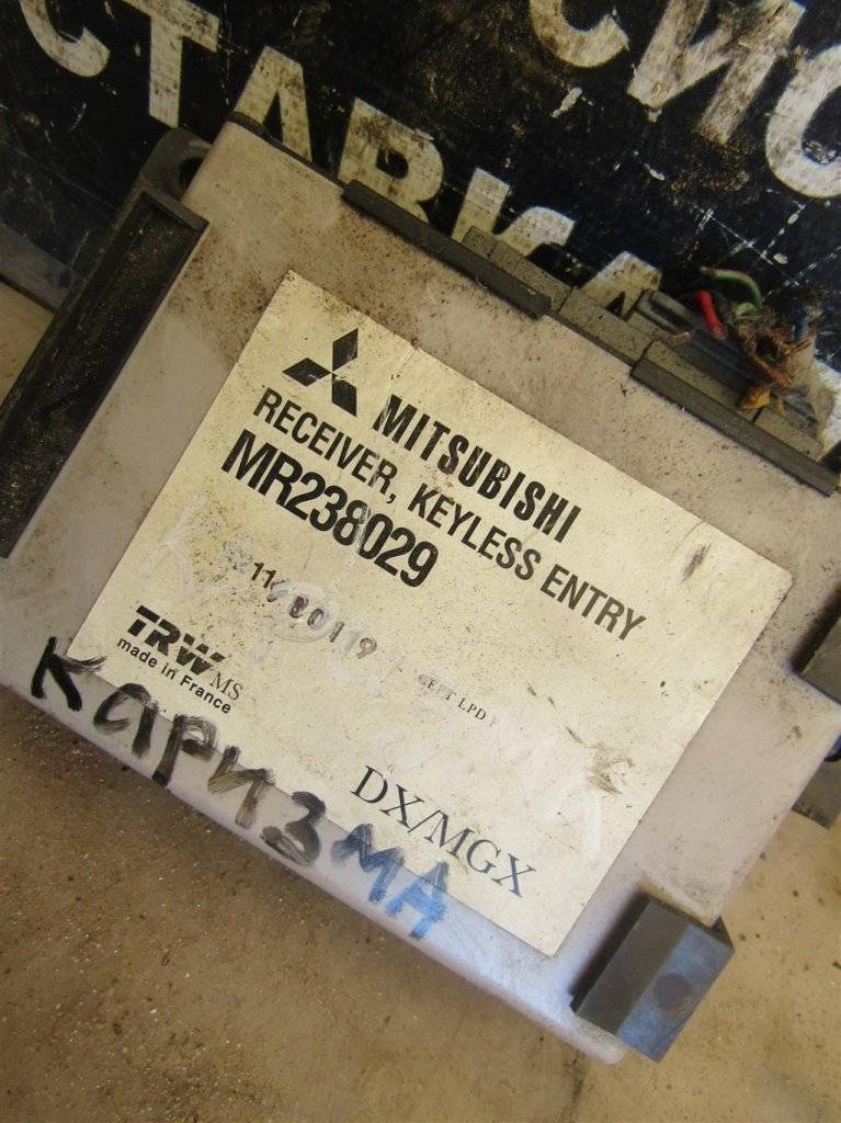 Блок комфорта к Mitsubishi Carisma 2000