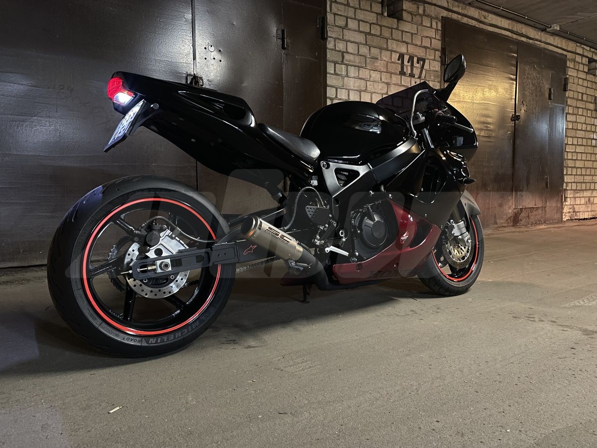 Honda CBR 900RR Fireblade, 1995