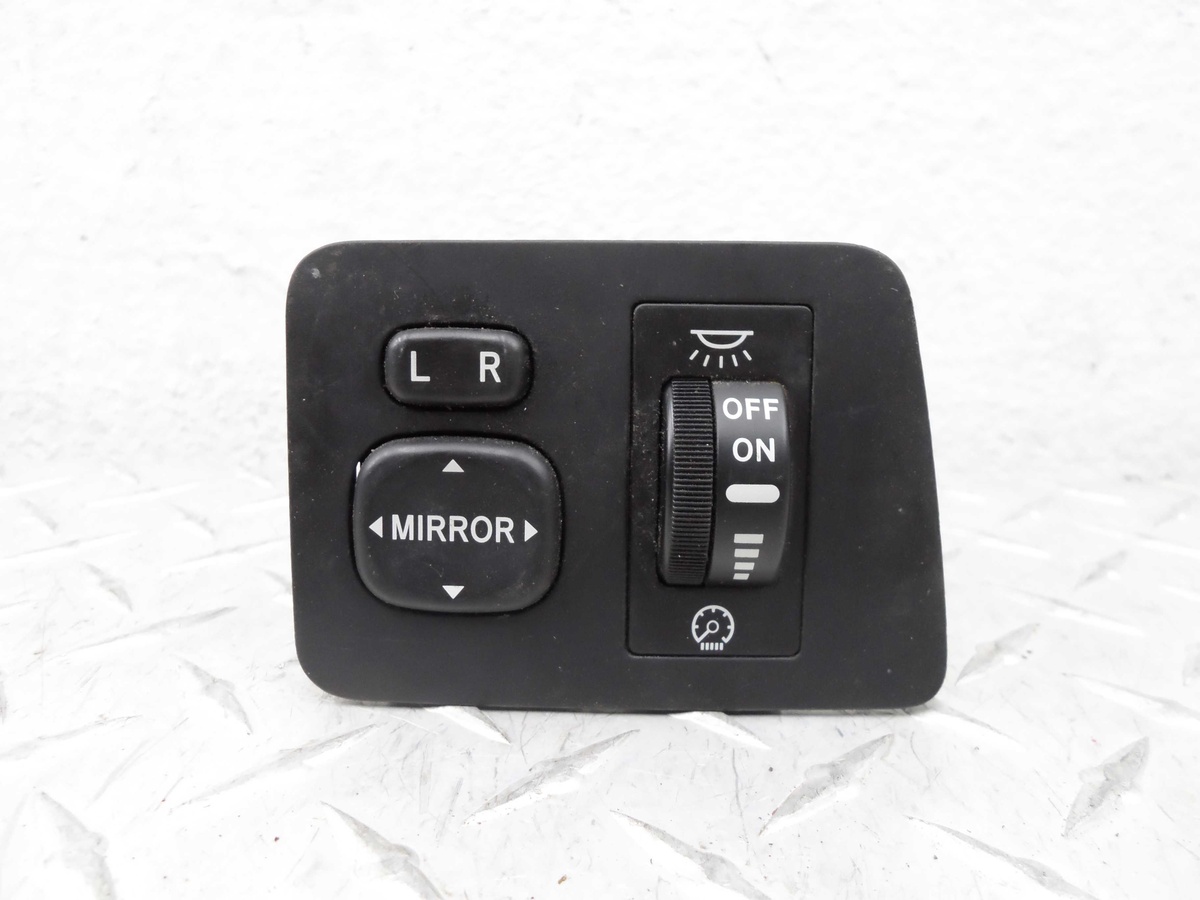 Кнопка  к Pontiac Vibe 2004