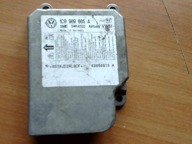 Блок AirBag к Volkswagen Multivan 2008