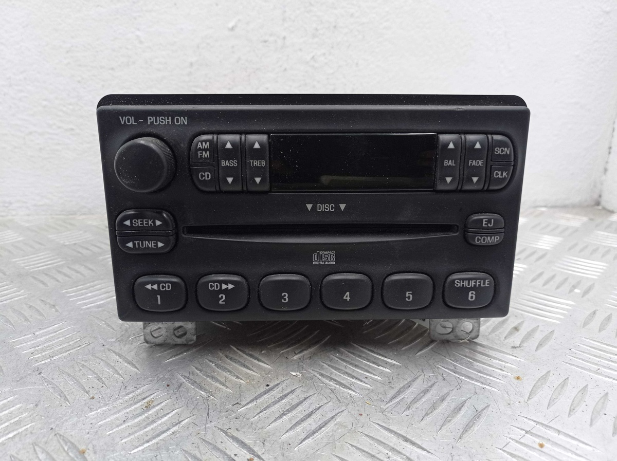 Магнитола к Ford Explorer 2002