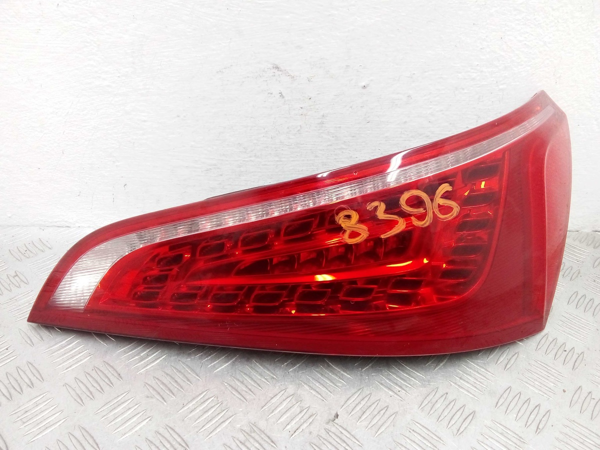 Фонарь задний левый к Audi Q5 2011
