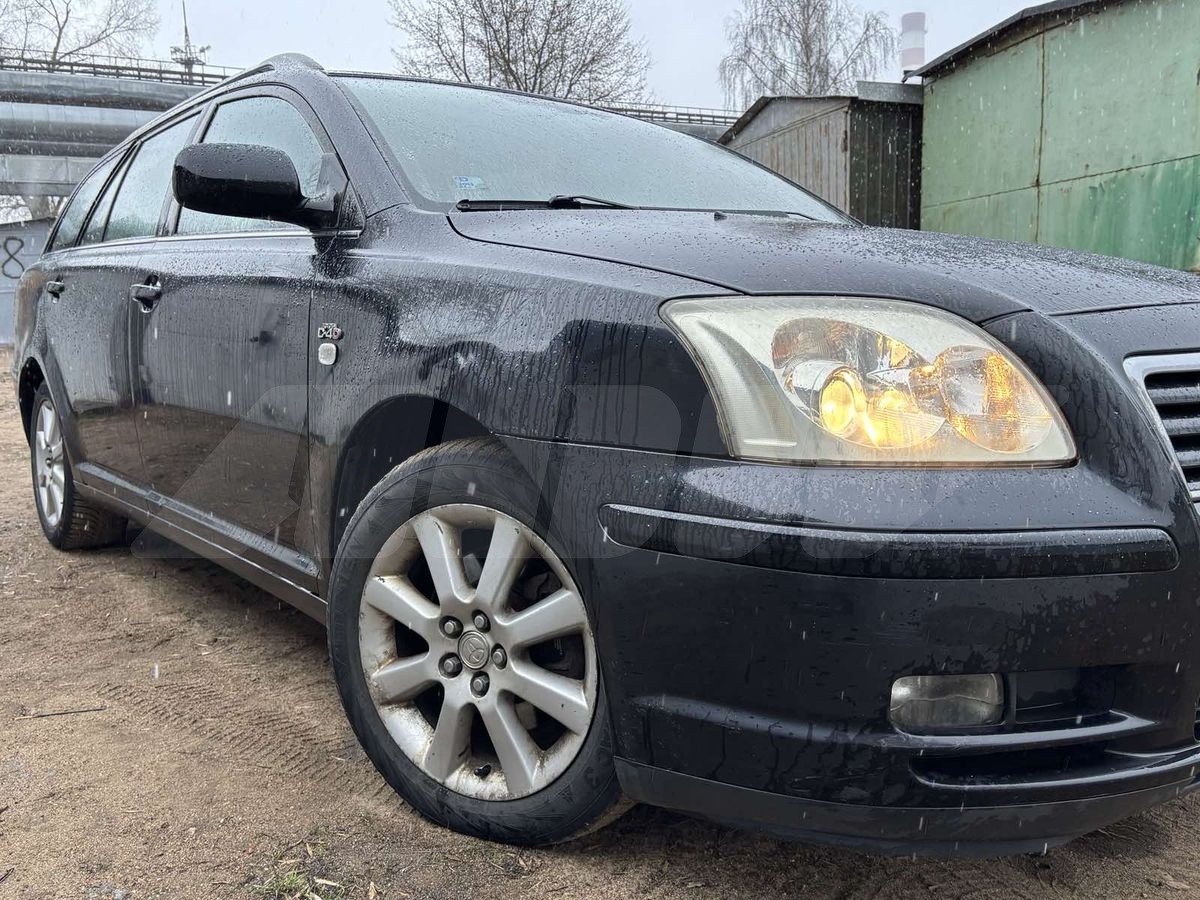 Toyota Avensis II, 2004
