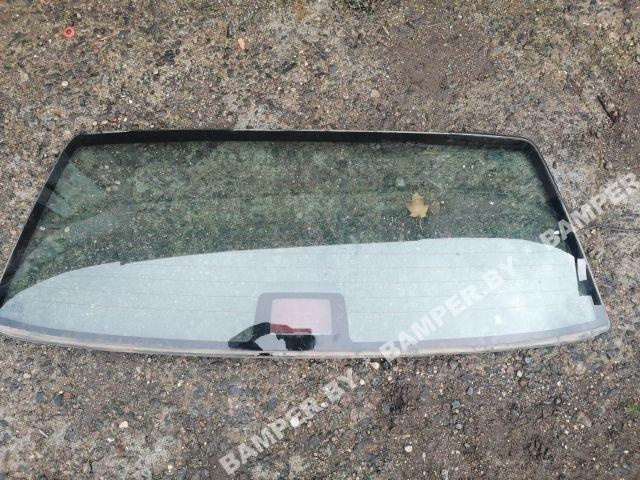 Стекло заднее к Volvo 460 1995