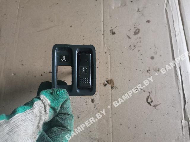 Кнопка противотуманных фар к Mitsubishi Galant 1990