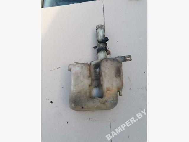 Бачок омывателя к Renault 19 1993