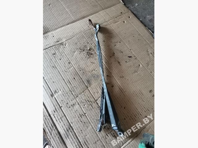 Щеткодержатель к Peugeot 405 1990