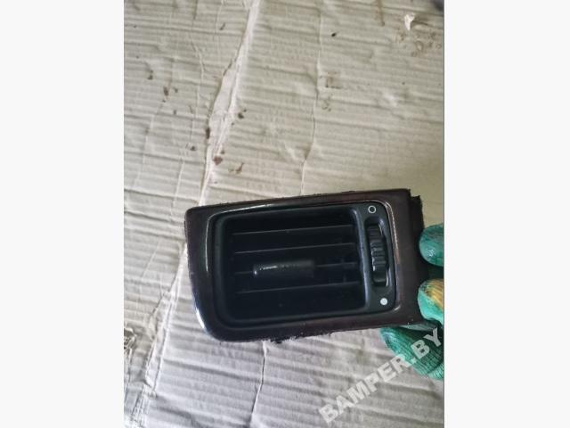 Дефлектор обдува салона к Rover 400 1996