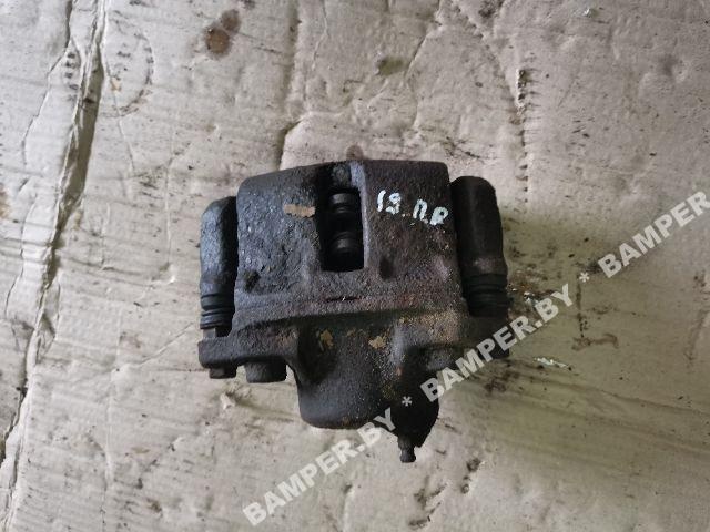 Суппорт передний правый к Renault 19 1992