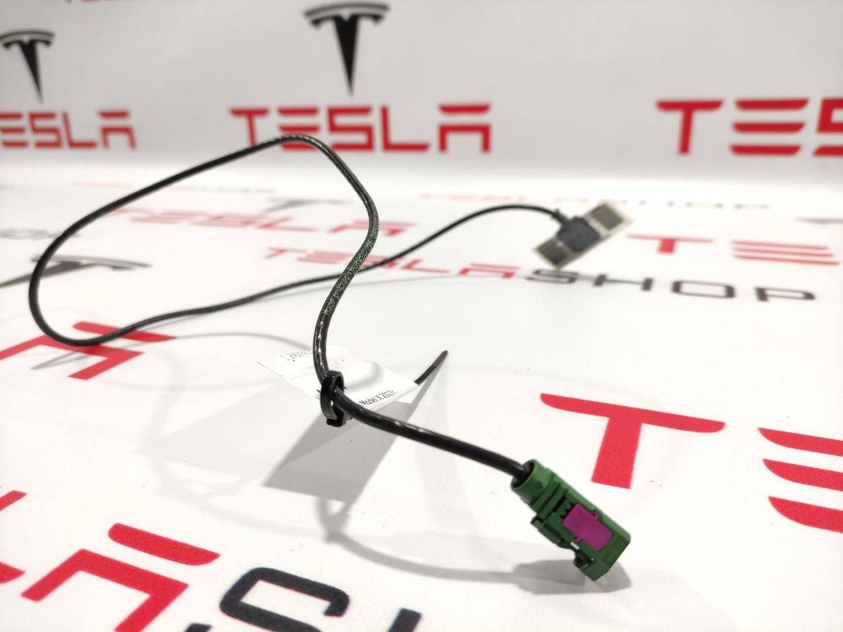 Антенна Bluetooth к Tesla Model X 2016