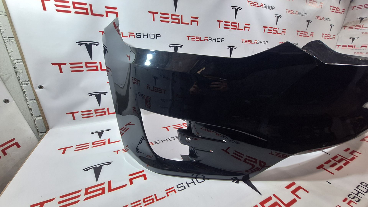 Бампер передний к Tesla Model X 2018