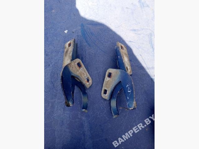 Петля капота к Peugeot Partner 1998
