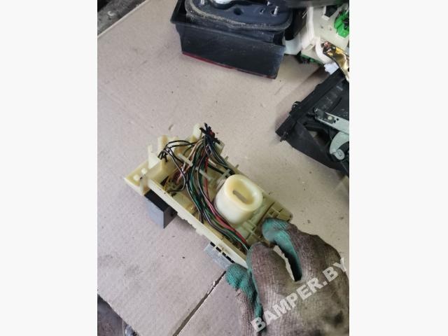 Блок предохранителей к Mazda 626 1990