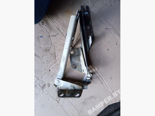 Петля капота к Kia Clarus 1997