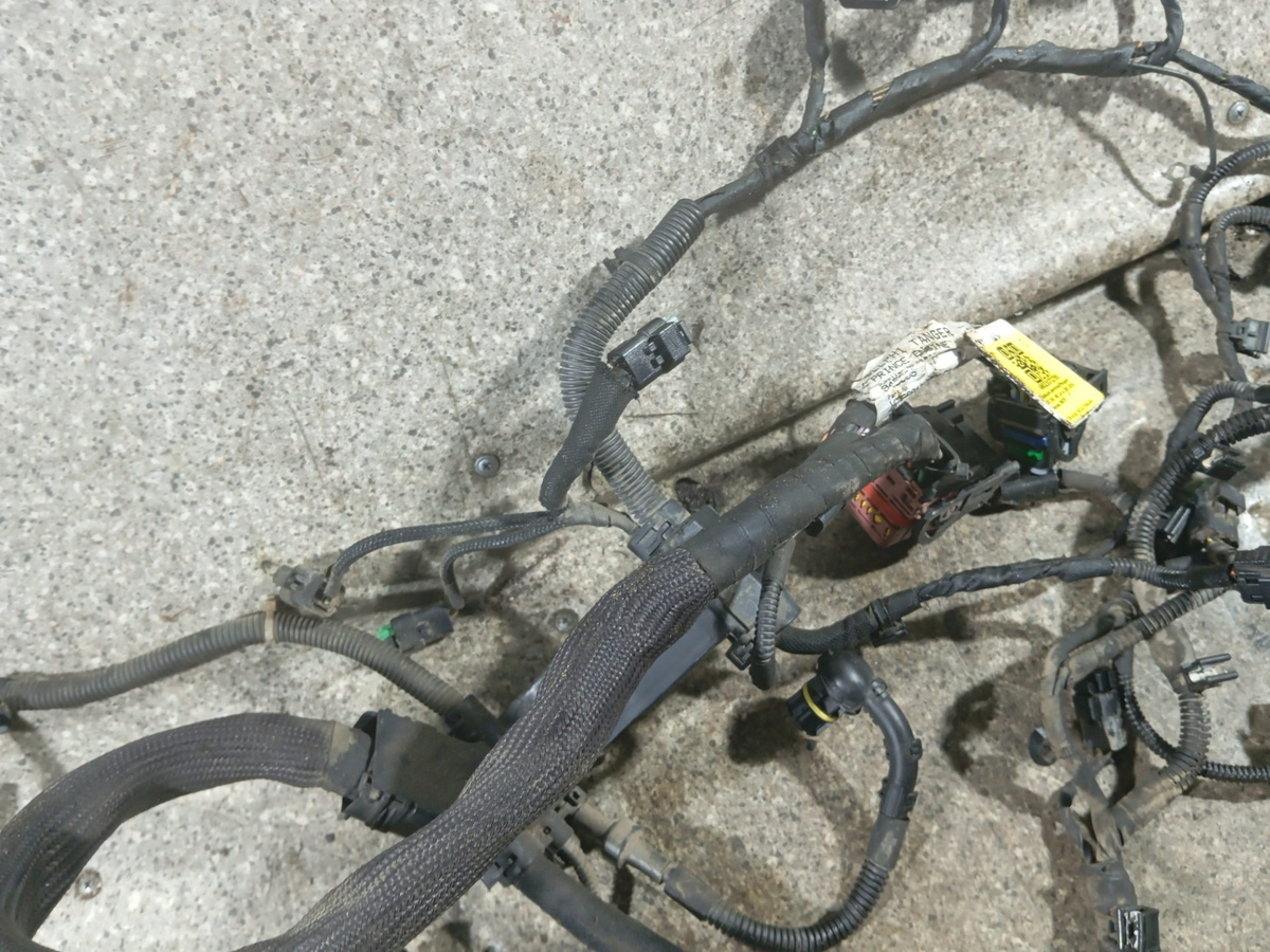 Проводка двигателя к Peugeot 207 2008