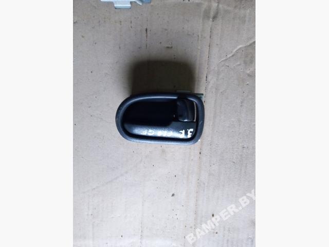 Ручка внутренняя задняя правая к Mazda 626 1998