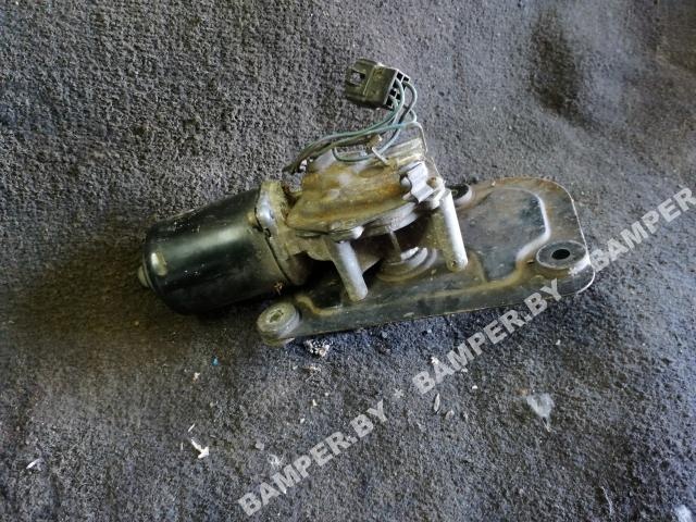 Моторчик передних стеклоочистителей (дворников) к Mitsubishi Colt 1990