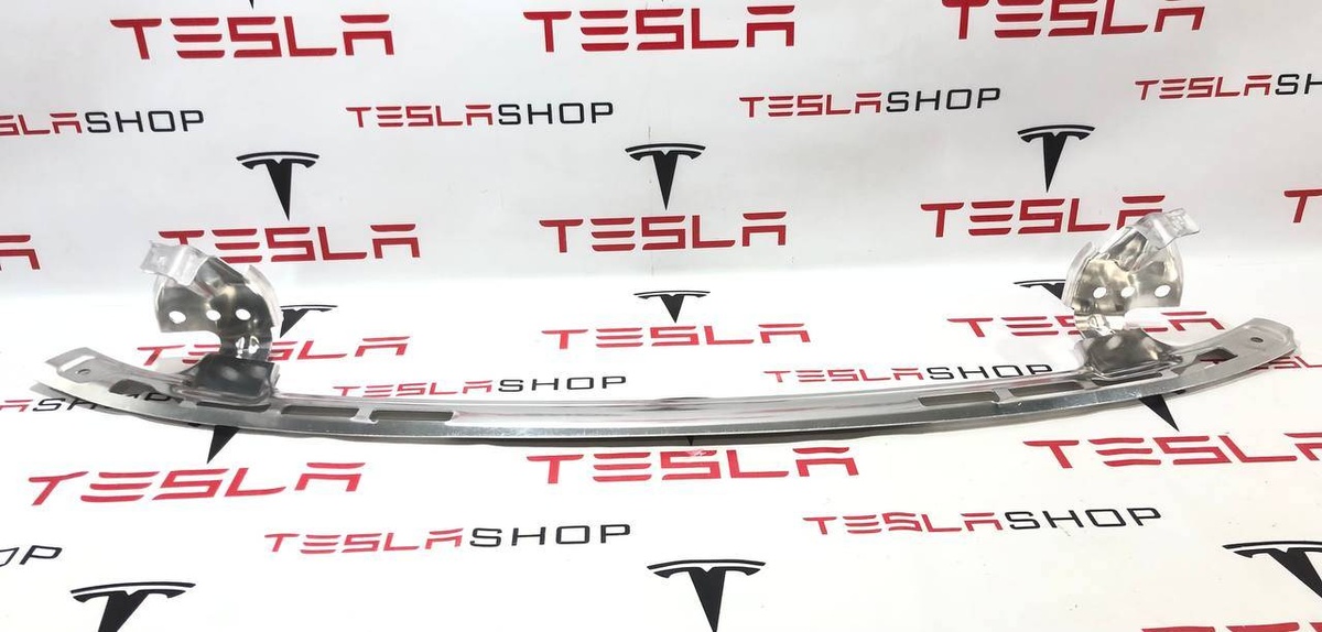 Усилитель бампера к Tesla Model Y 2022