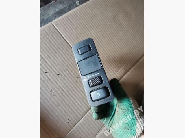 Кнопка противотуманных фар к Mitsubishi Carisma 1996