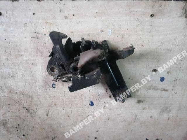 Замок капота к Renault Megane 1997