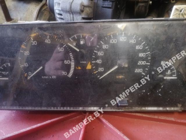 Щиток приборов (приборная панель) к Renault Safrane 1995