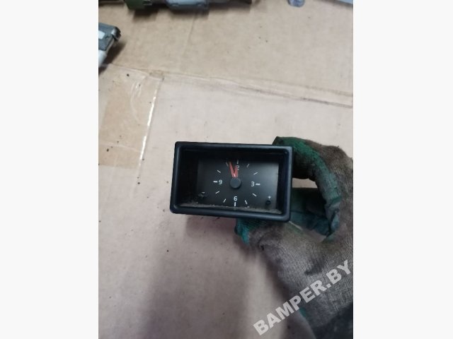 Часы к Volvo 460 1995