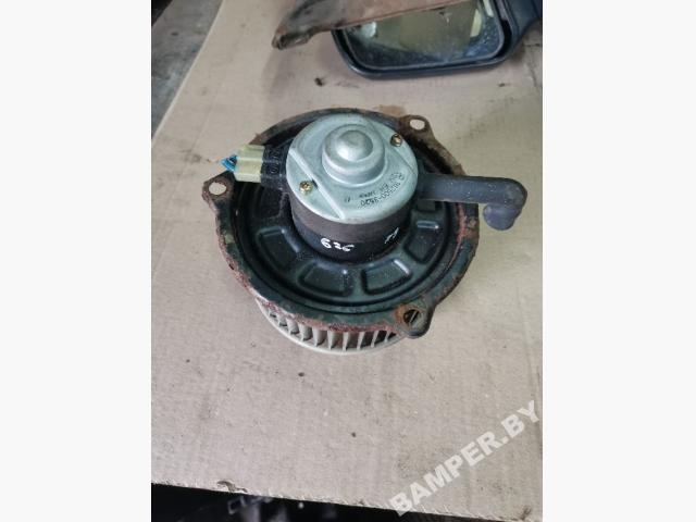 Моторчик печки к Mazda 626 1990