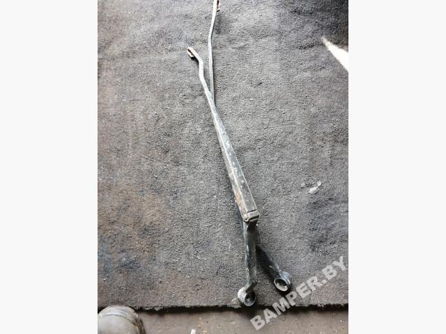 Щеткодержатель к Mazda 323 1996