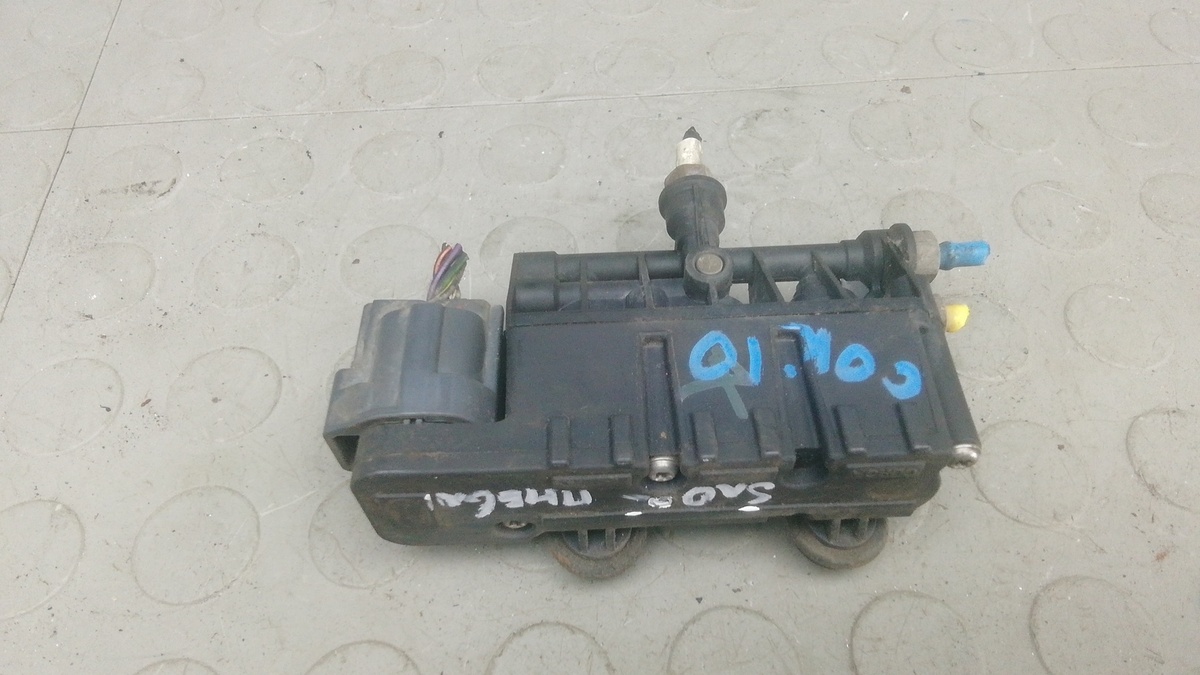 Компрессор пневмоподвески к Land Rover Range Rover 2006