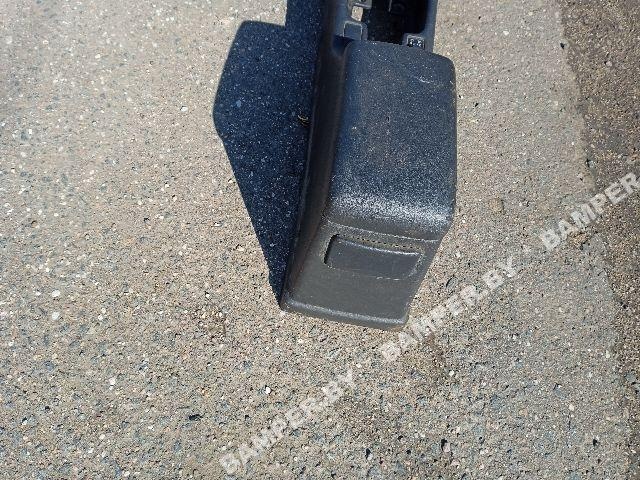 Подлокотник к Nissan Primera 1994