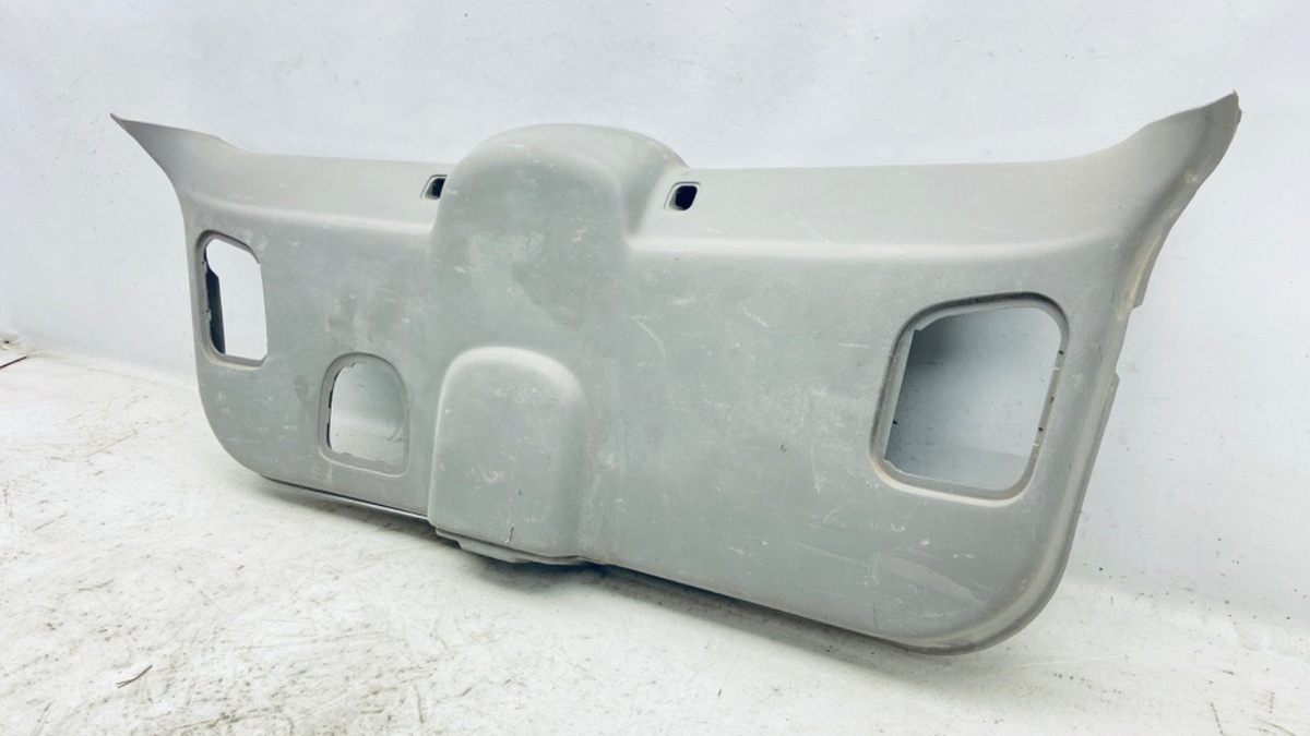 Обшивка крышки багажника к Nissan Primera 1999