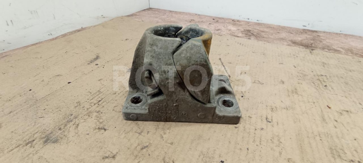 Кронштейн к Volvo A6 2015