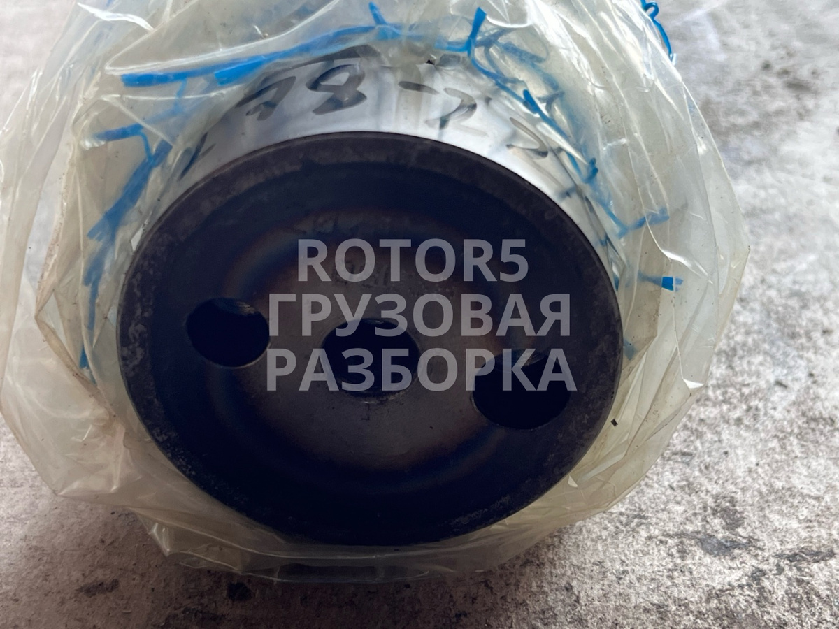 Распредвал к Renault  2010